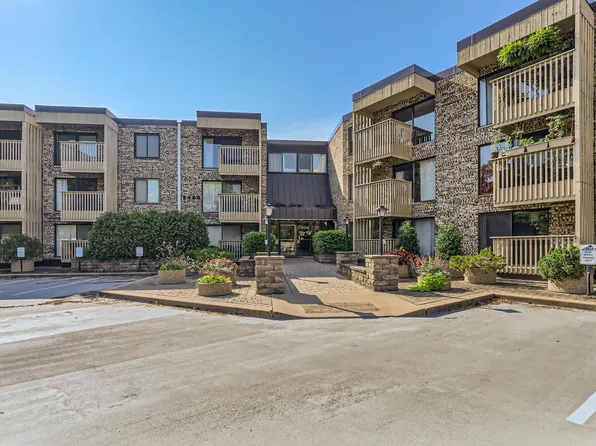 9400 Old Cedar Ave S APT 222, Bloomington, MN 55425