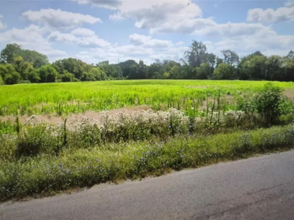 14700 Darling Rd, Milan, MI 48160