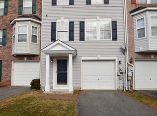 15 Bruce Dr, Charles Town, WV 25414