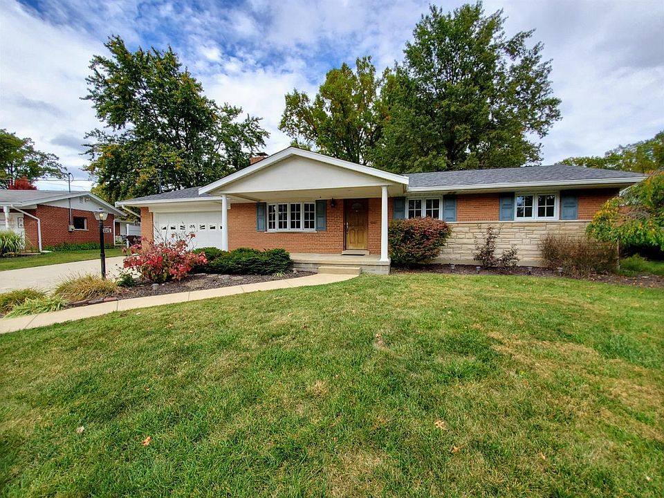 1st image of 5576 Lucenna Dr