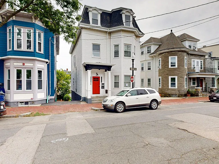 171 Trenton St #3 — Photo 27