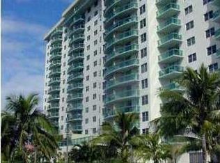 19380 Collins Ave PENTHOUSE 2, Sunny Isles Beach, FL 33160