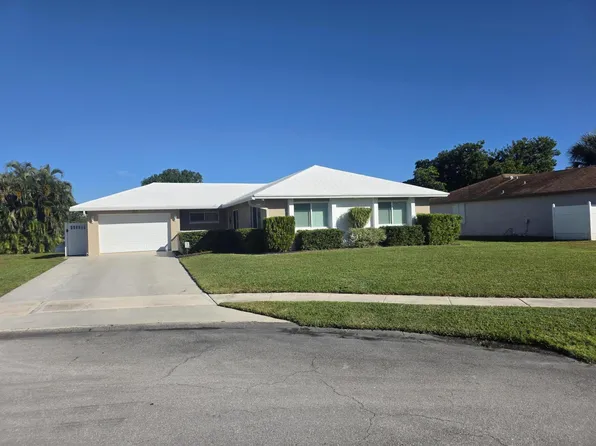 27 Vista Del Rio, Boynton Beach, FL 33426