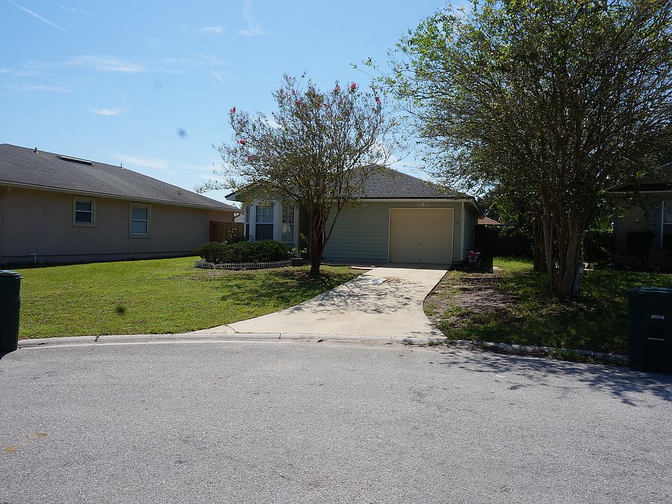1st image of 8736 TOWNSQUARE Drive N