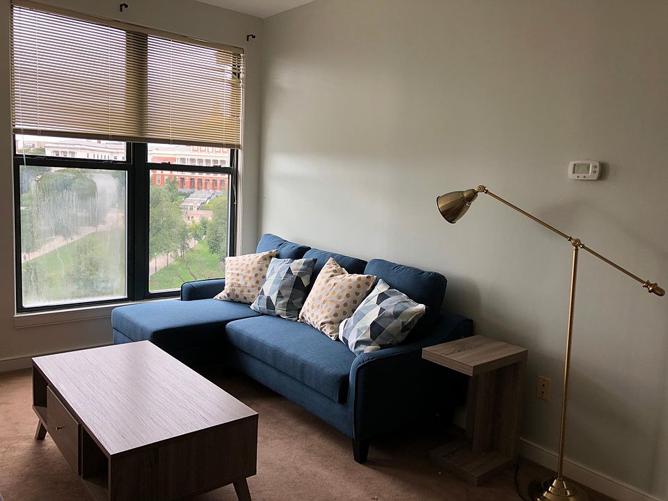 2nd image of 131 Tremont St #B