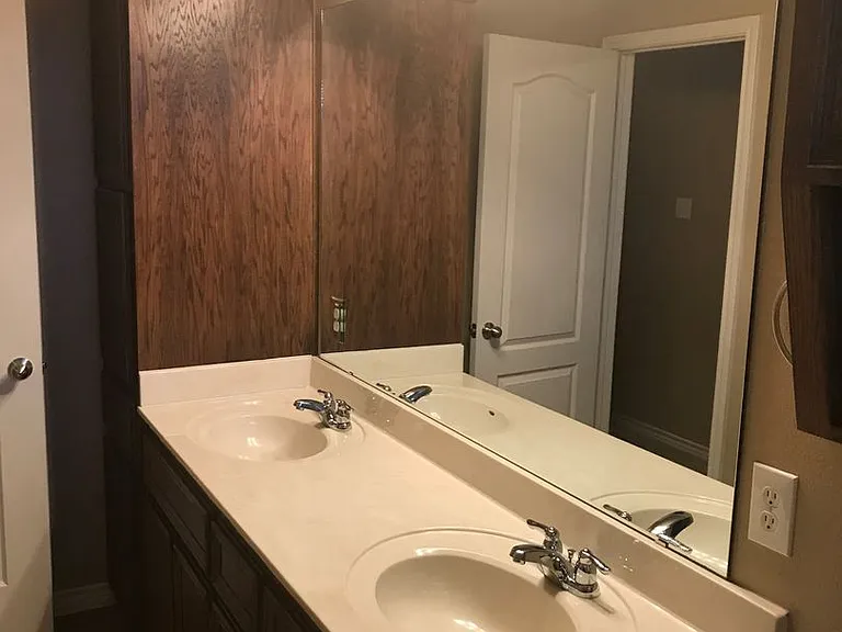 4701B Passion Flower Blvd — Photo 32