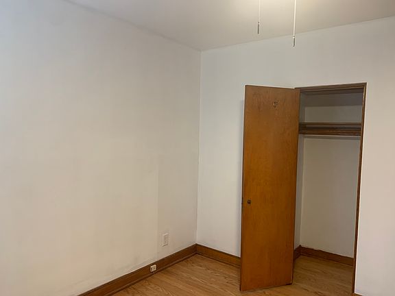 5th image of 5630 Auer Ave