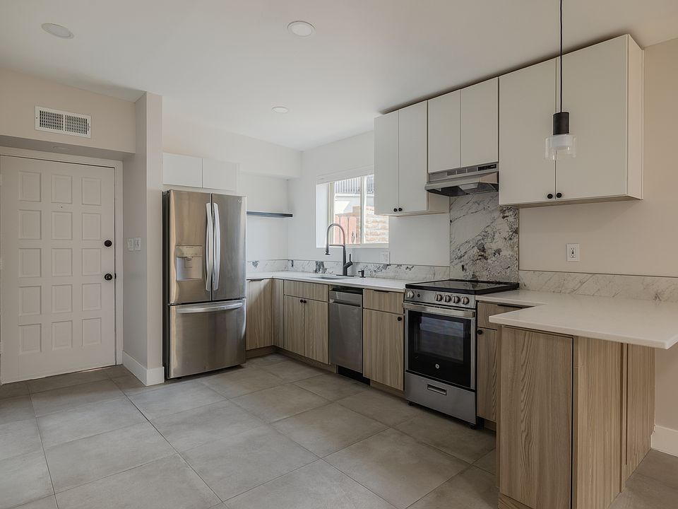 1st image of 7318 E Mariposa Dr
