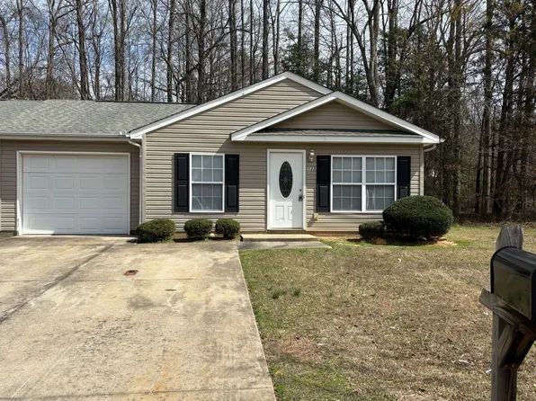 133 Settlemyre Pl, York, SC 29745