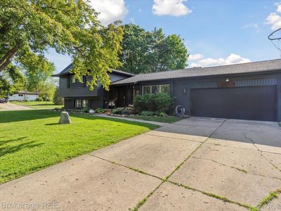 5394 Kimberly Dr, Grand Blanc, MI, 48439