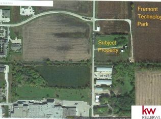 2740 N Yager Rd, Fremont, NE 68025