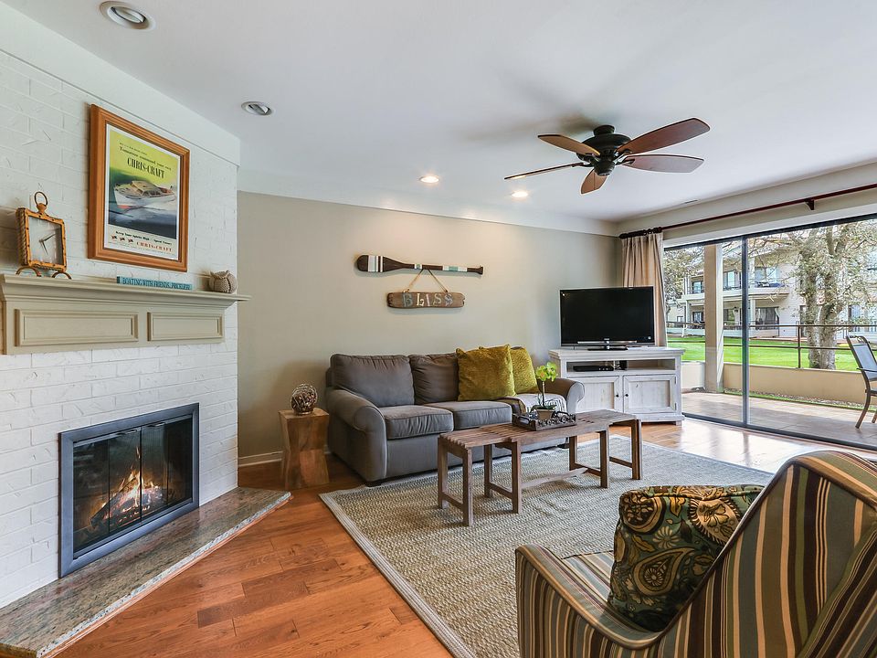1st image of 19 Abbey Villa Cir #E