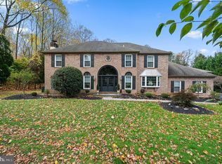 18 Colet Cir, Broomall, PA 19008