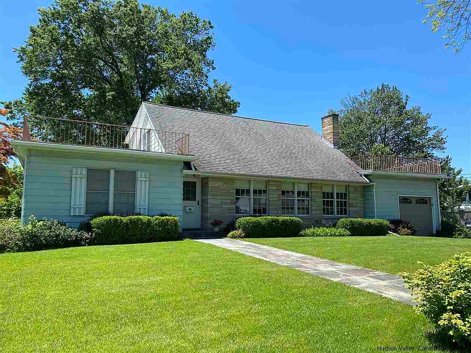 1st image of 27 Bennett Ave