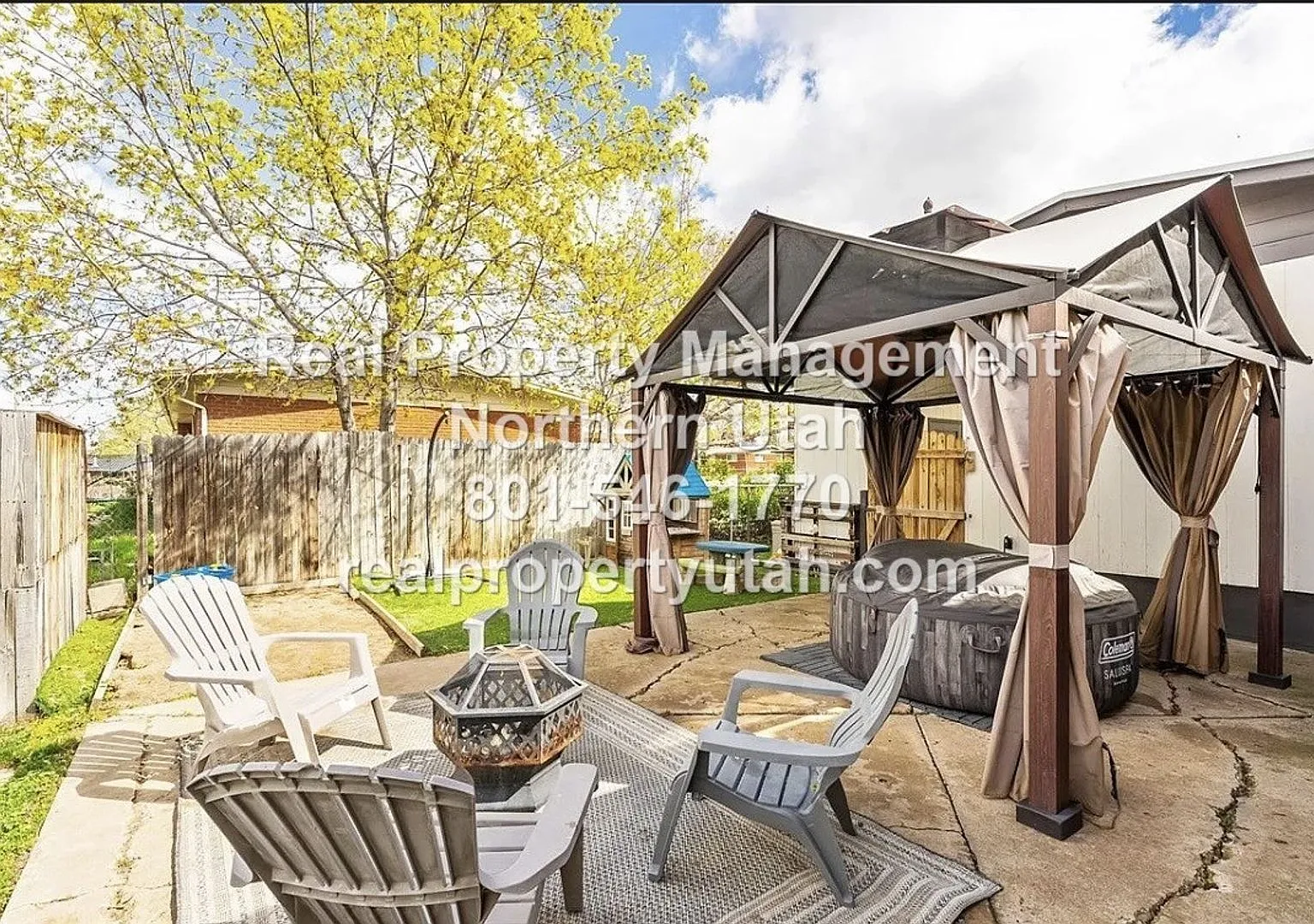 Stunning modern 6-Bedroom 3-Bath Home in Roy. — Photo 4