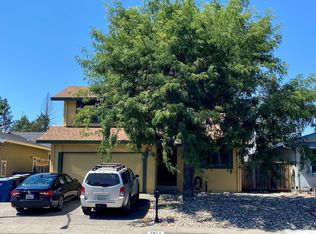 1325 Jasmine Cir, Rohnert Park, CA 94928