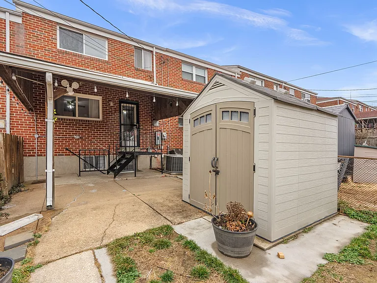 1029 Regina Dr — Photo 26