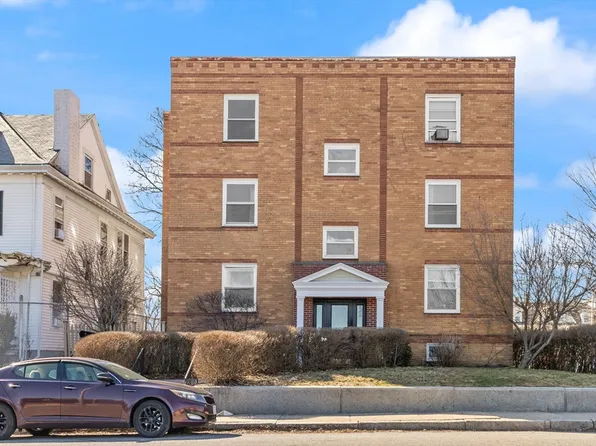 31 Chestnut St APT 5, Worcester, MA 01609