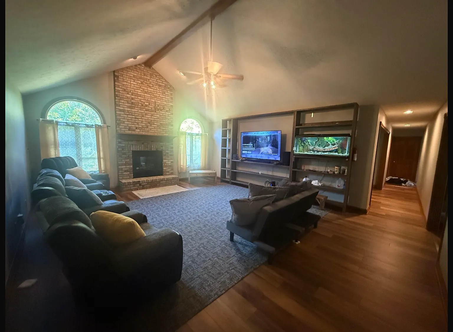 3 bed, 2499 sqft, $4,800 — Photo 4