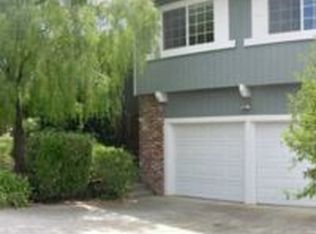 1327 Canyon Dr, Petaluma, CA 94952