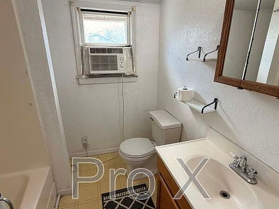 5th image of 408 E 41st St