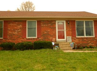 3749 Forest Green Dr, Lexington, KY
