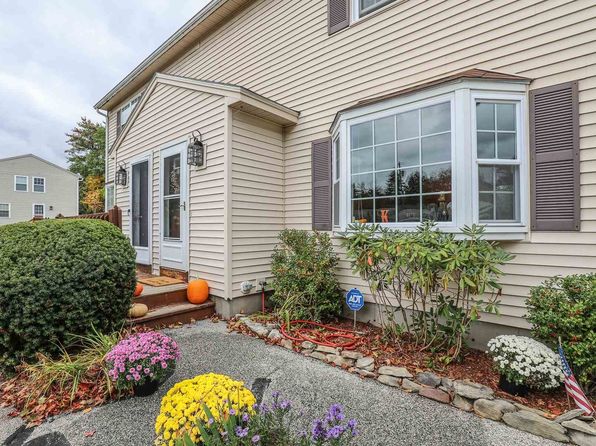 1 Shire Ct #B, Goffstown, NH 03045