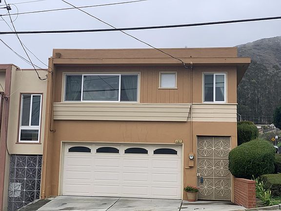 2nd image of 697 Orange St