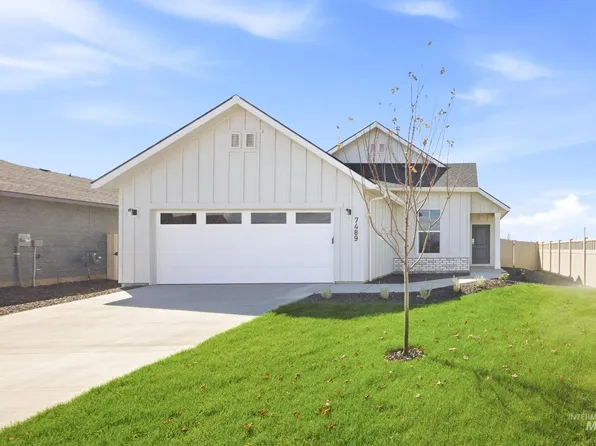 7489 W Newtown Dr, Eagle, ID 83616