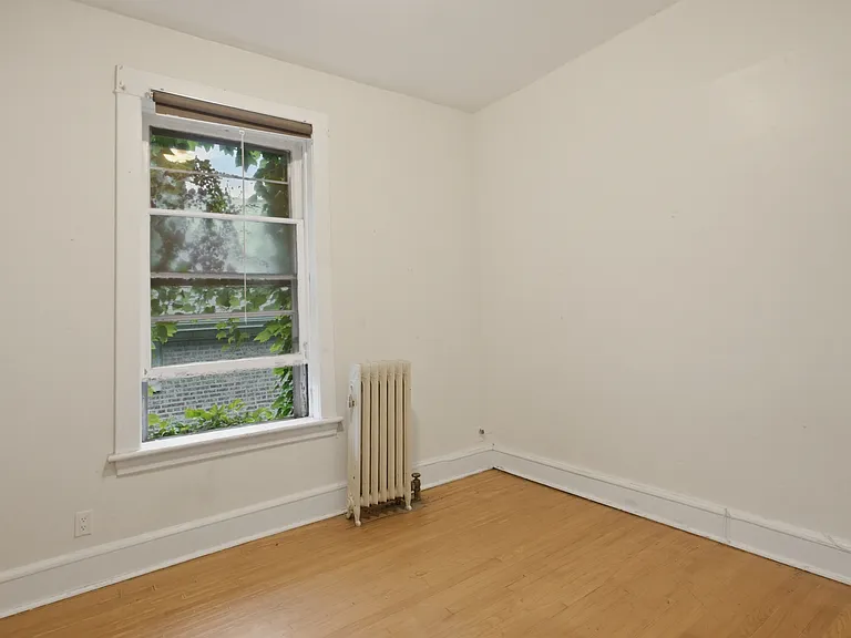 3118 W Palmer Sq #2 — Photo 5