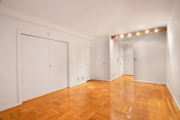 Rented by WAM Partners - William Moses Co. | media 36