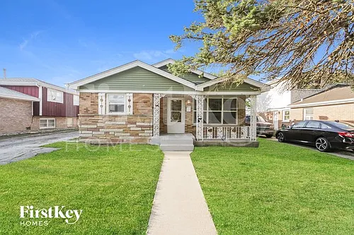 3952 153rd St Photo 1