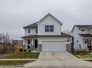 153 Aspen Dr, Norwalk, IA 50211