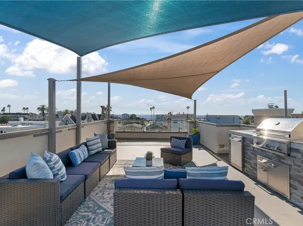 16760A Bayview Dr, Sunset Beach, CA 90742