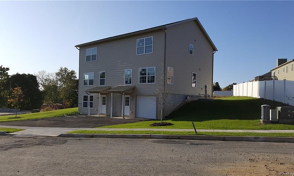 1st image of 62 Morris Ave