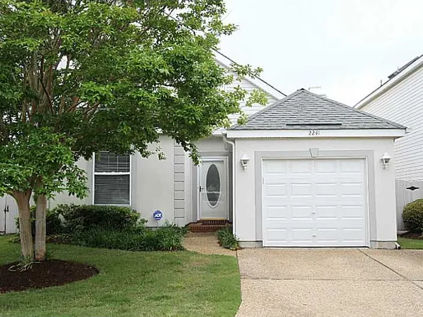 2241 Cape Arbor Dr, Virginia Beach, VA 23451