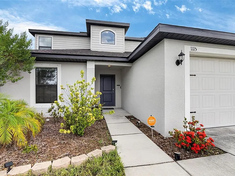 1115 Wynnmere Walk Ave — Photo 3