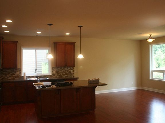 3rd image of 11454 SE 83rd St