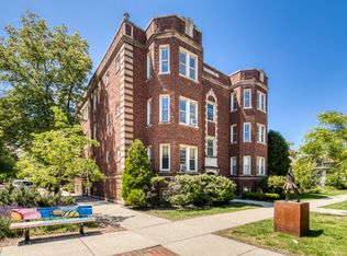 847 S Humphrey Ave APT 3, Oak Park, IL 60304