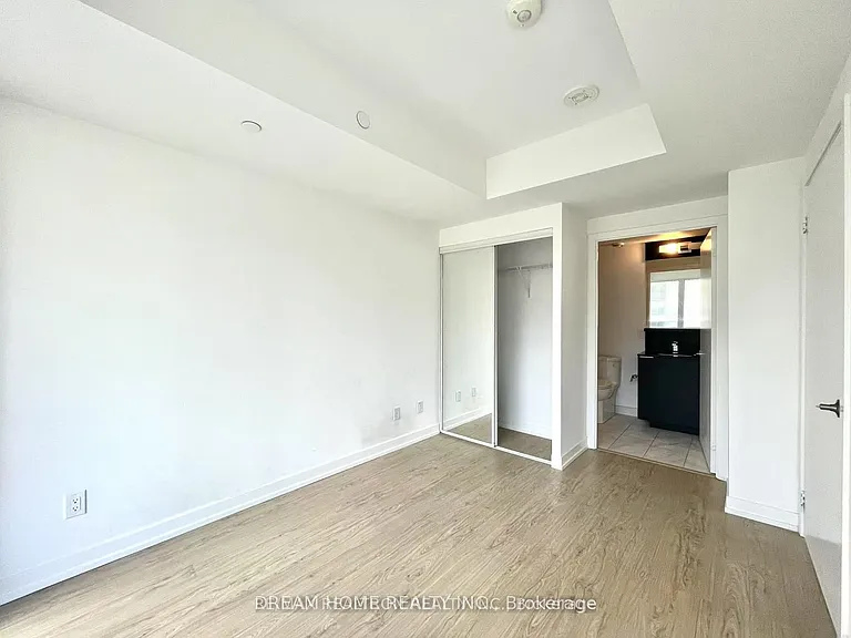 85 Wood St #1016 — Photo 10
