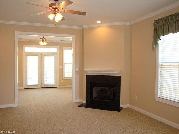 3rd image of 518-A VILLAGE GREEN Drive