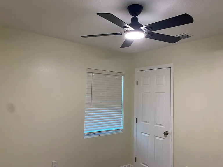 2825 Nicole Ave — Photo 8