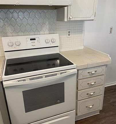 3rd image of 8515 Arrowhead Dr #14749616