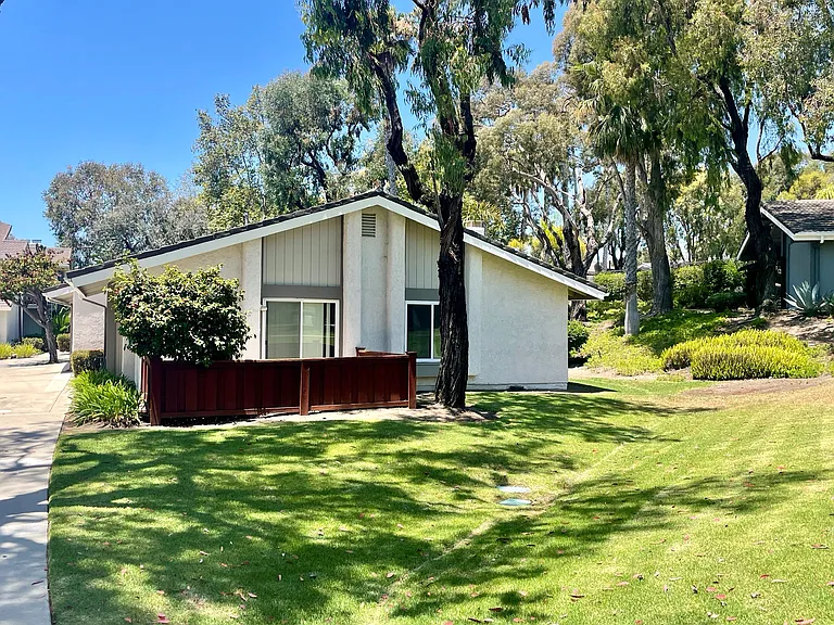3368 Calle La Veta — Photo 17
