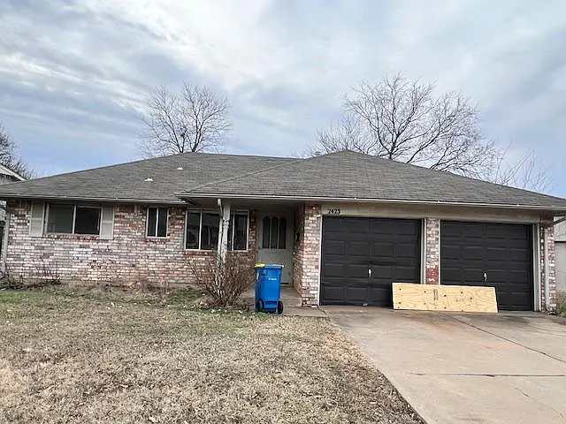 2423 N Star Dr