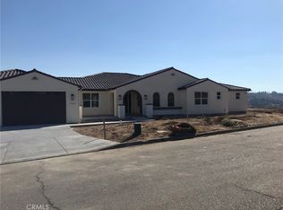 17006 White Feather Dr, Riverside, CA 92504