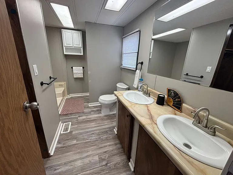7031 Timber Rdg S — Photo 13