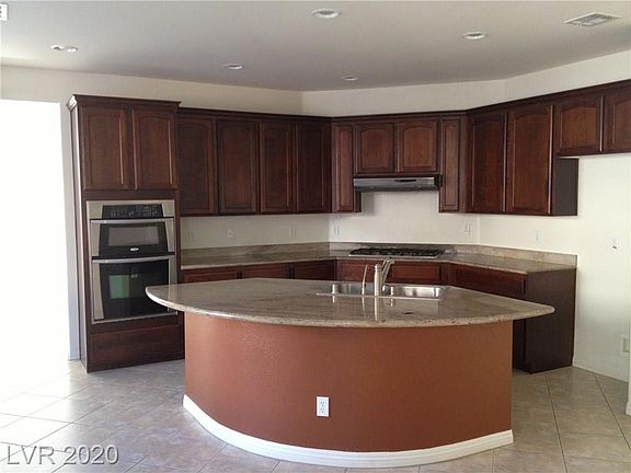 3rd image of 3916 Lower Saxon Ave