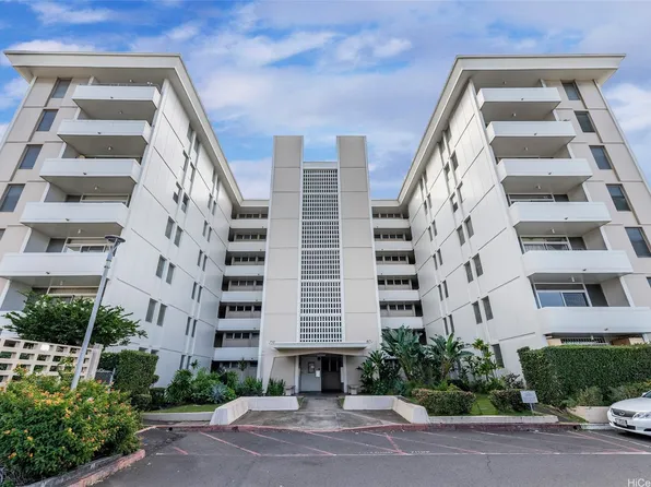 1026 Kalo Pl APT 303, Honolulu, HI 96826