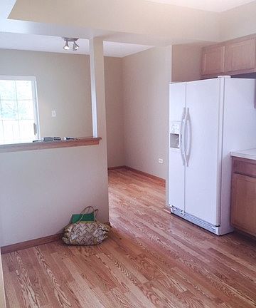 4th image of 9120 W 95th St APT 1A